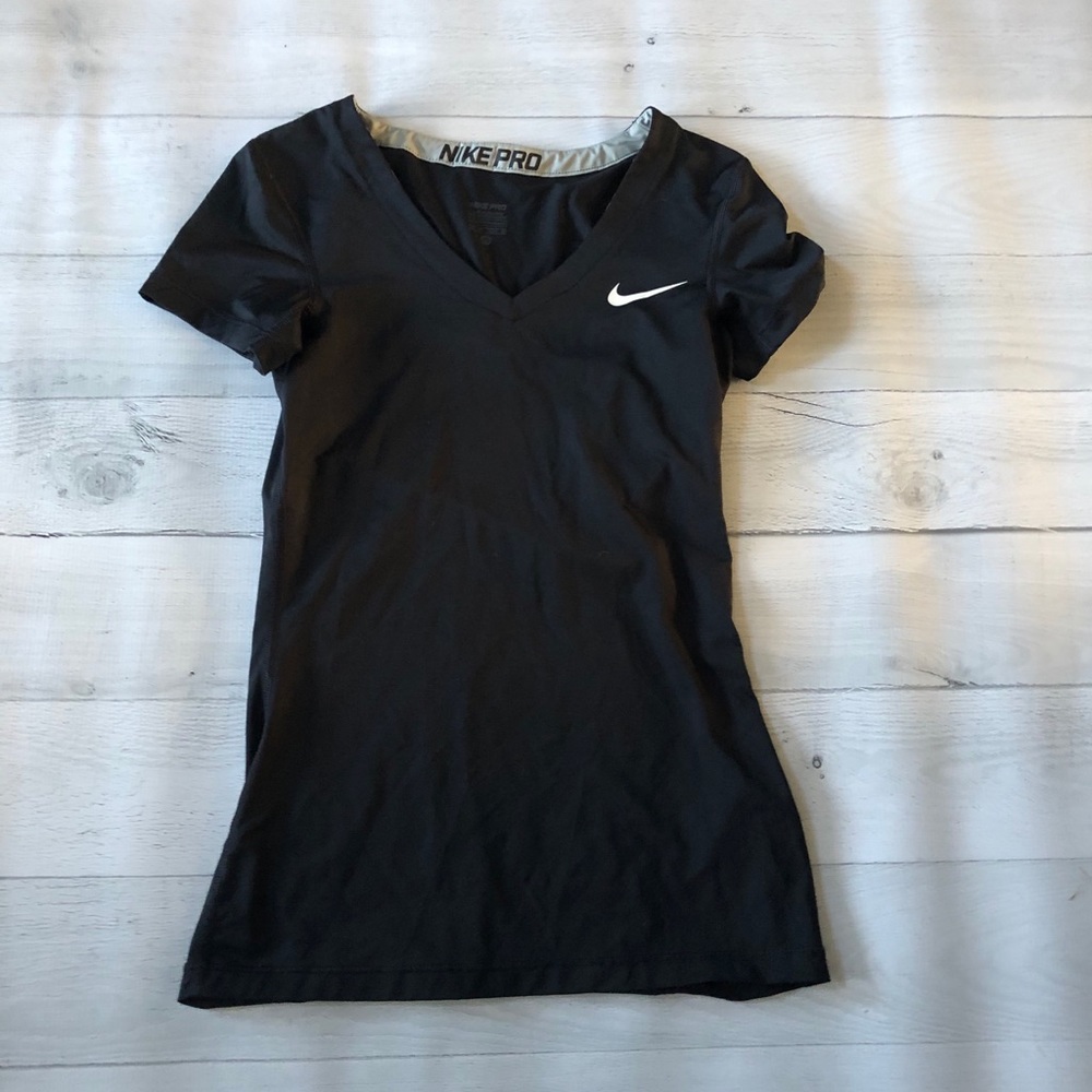 Nike tee